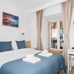 City Inn Pensión 4*