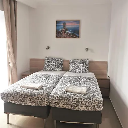 City Inn 3*