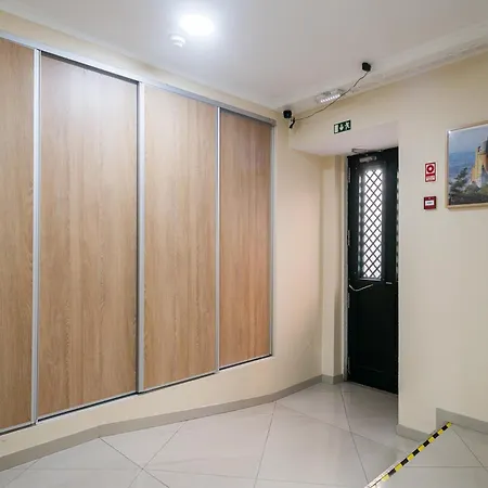 Pensión City Inn 3*