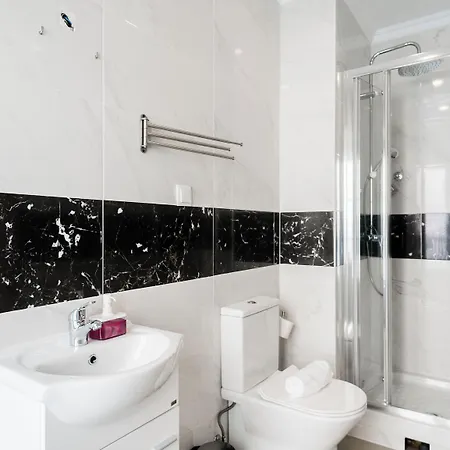 Pensión City Inn 3*